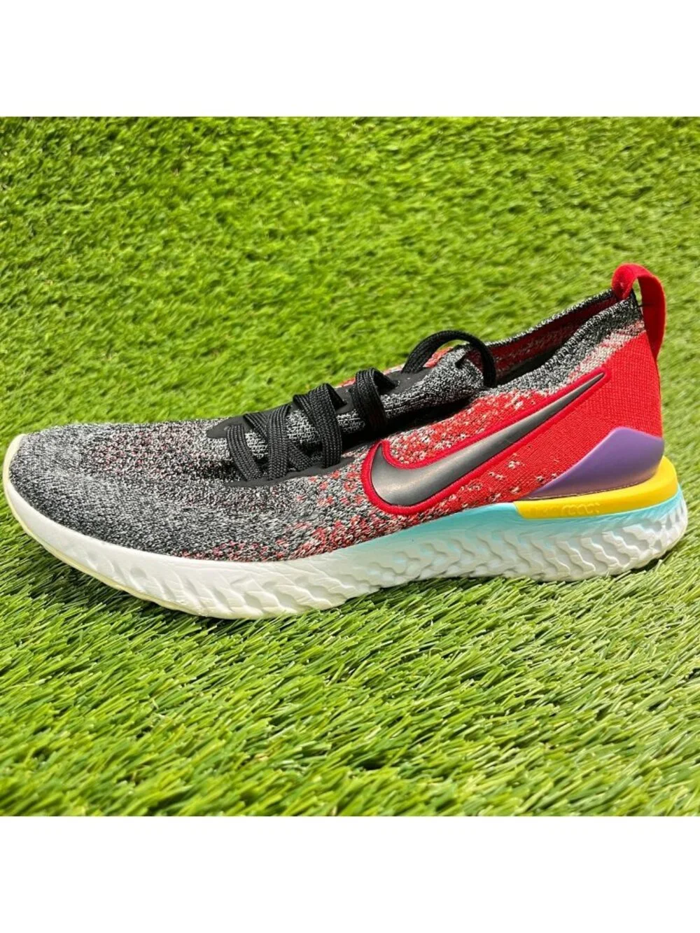 Nike please review